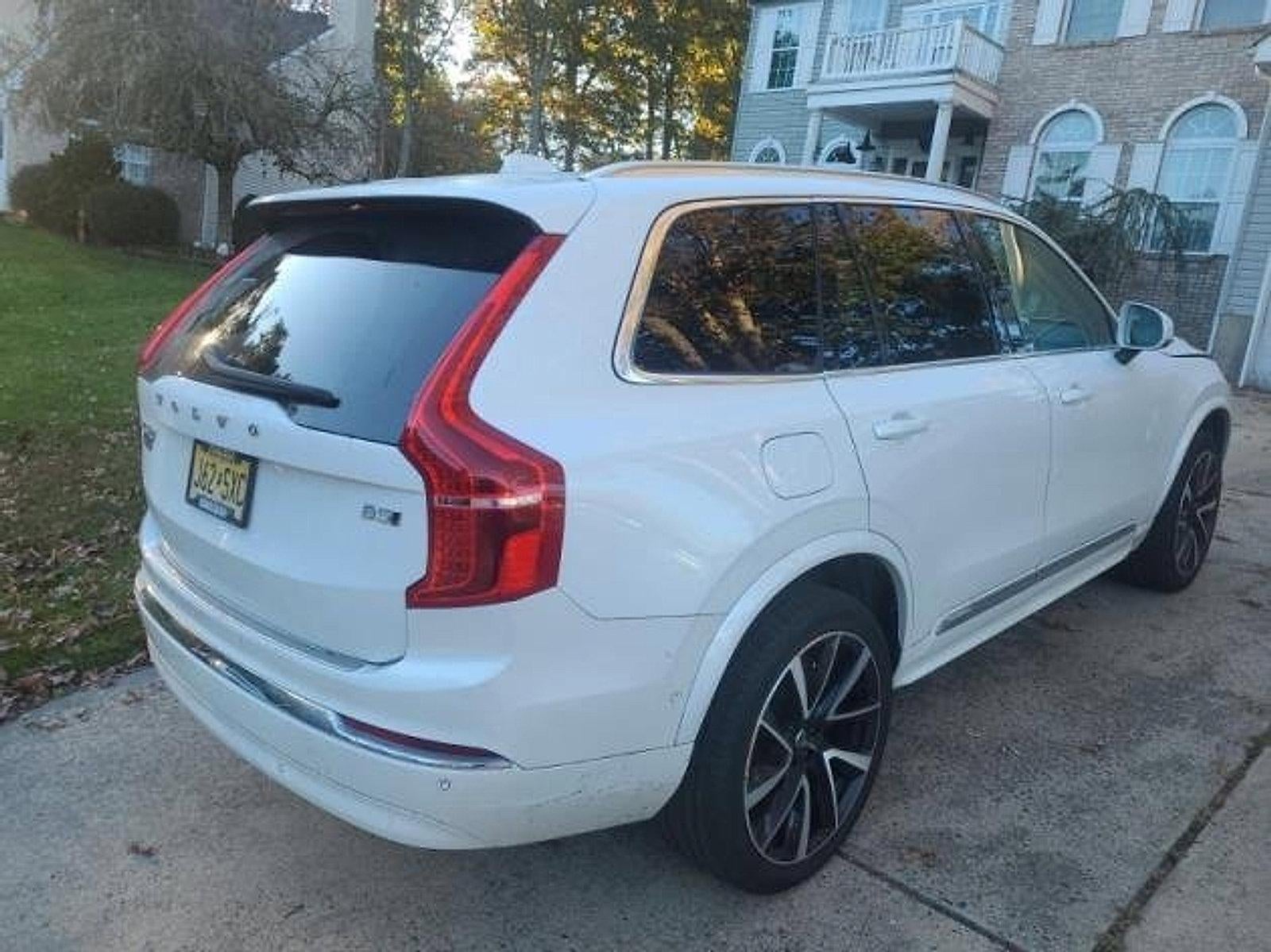 2024 Volvo XC90 B5 AWD Plus Bright Theme 7P