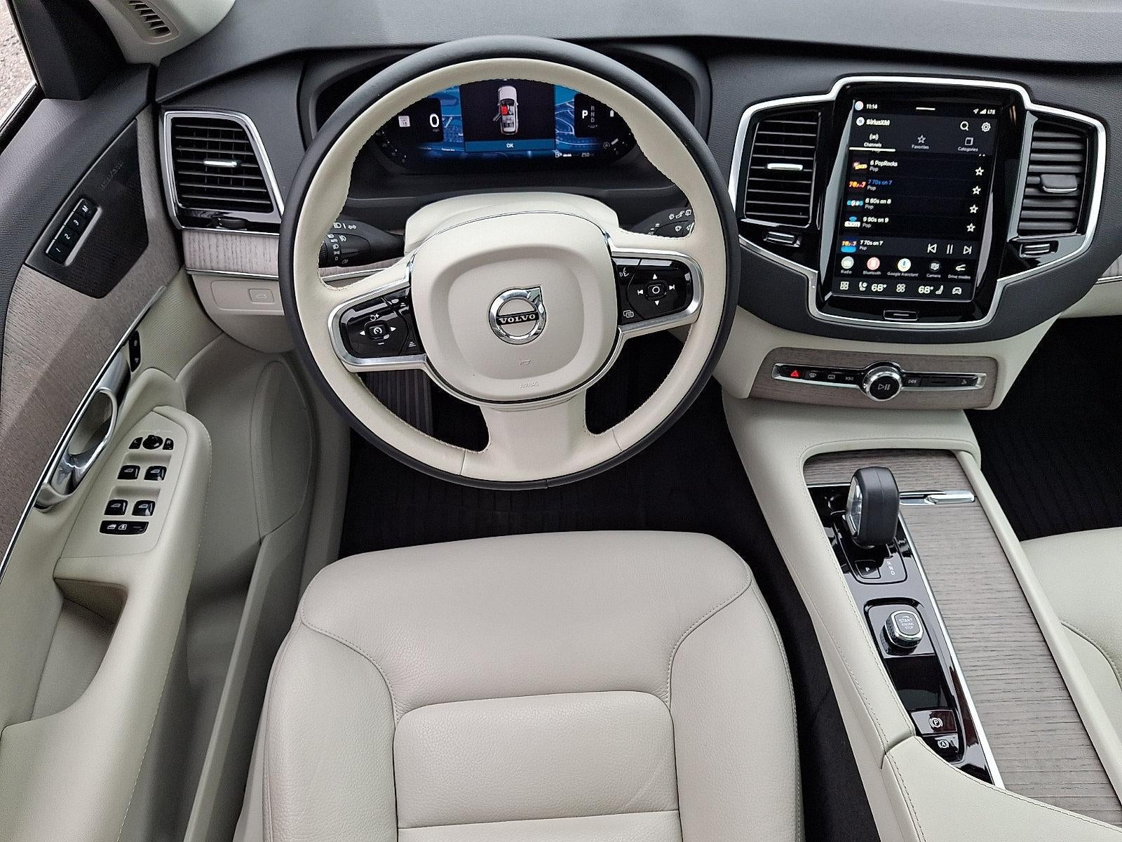 2024 Volvo XC90 B5 AWD Plus Bright Theme 7P