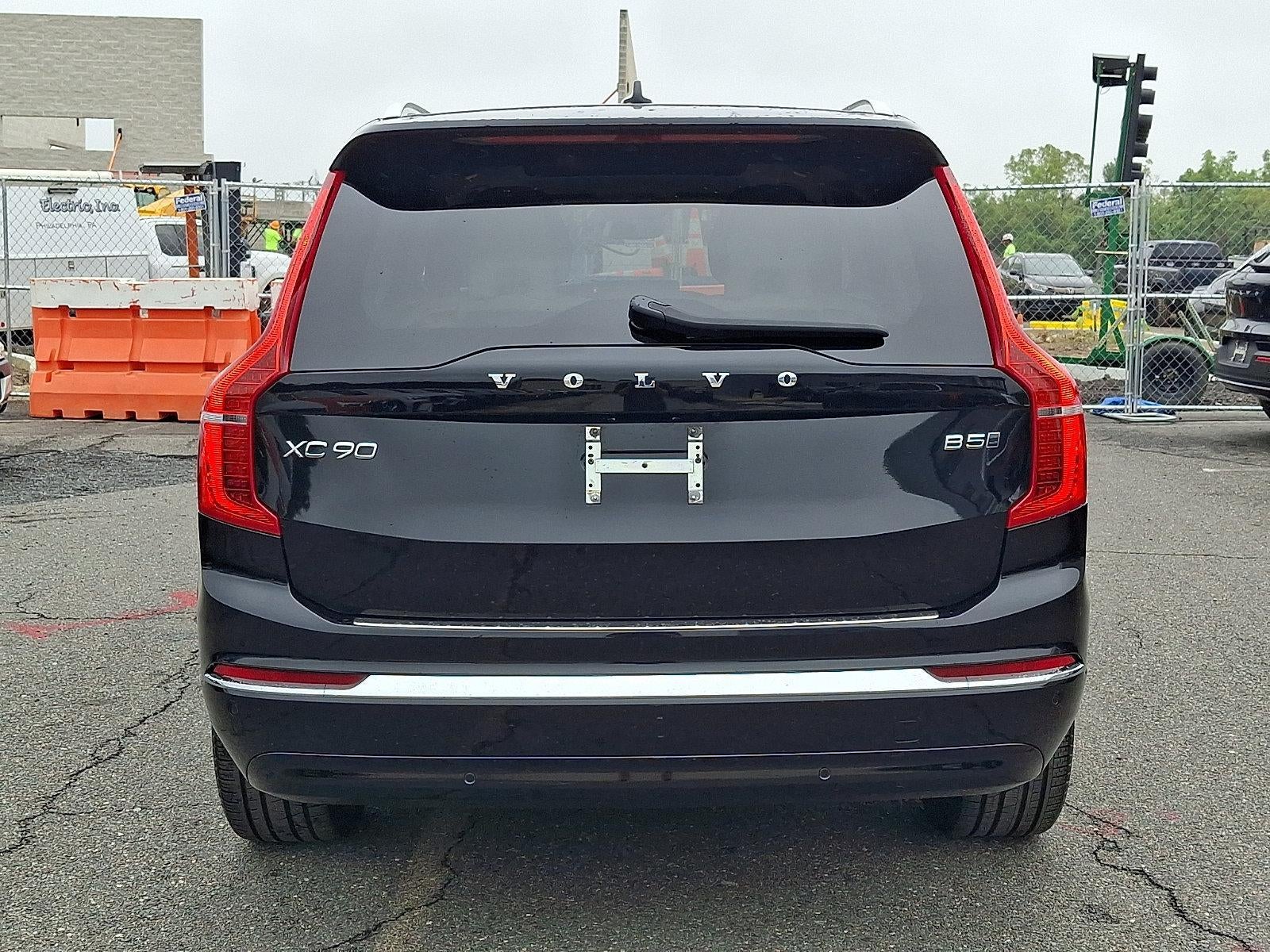 2024 Volvo XC90 B5 AWD Plus Bright Theme 7P