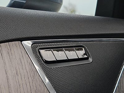 2024 Volvo XC90 B5 AWD Plus Bright Theme 7P