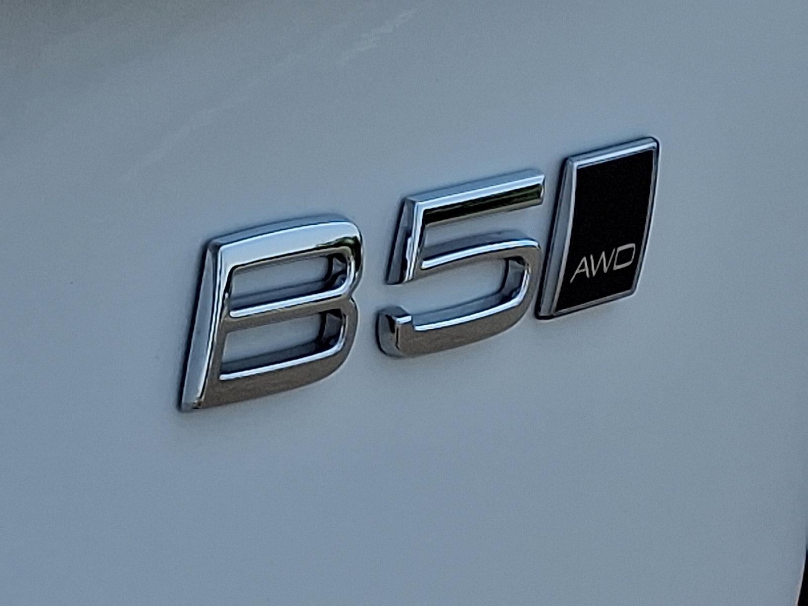 2024 Volvo XC90 B5 AWD Core Bright Theme 7P