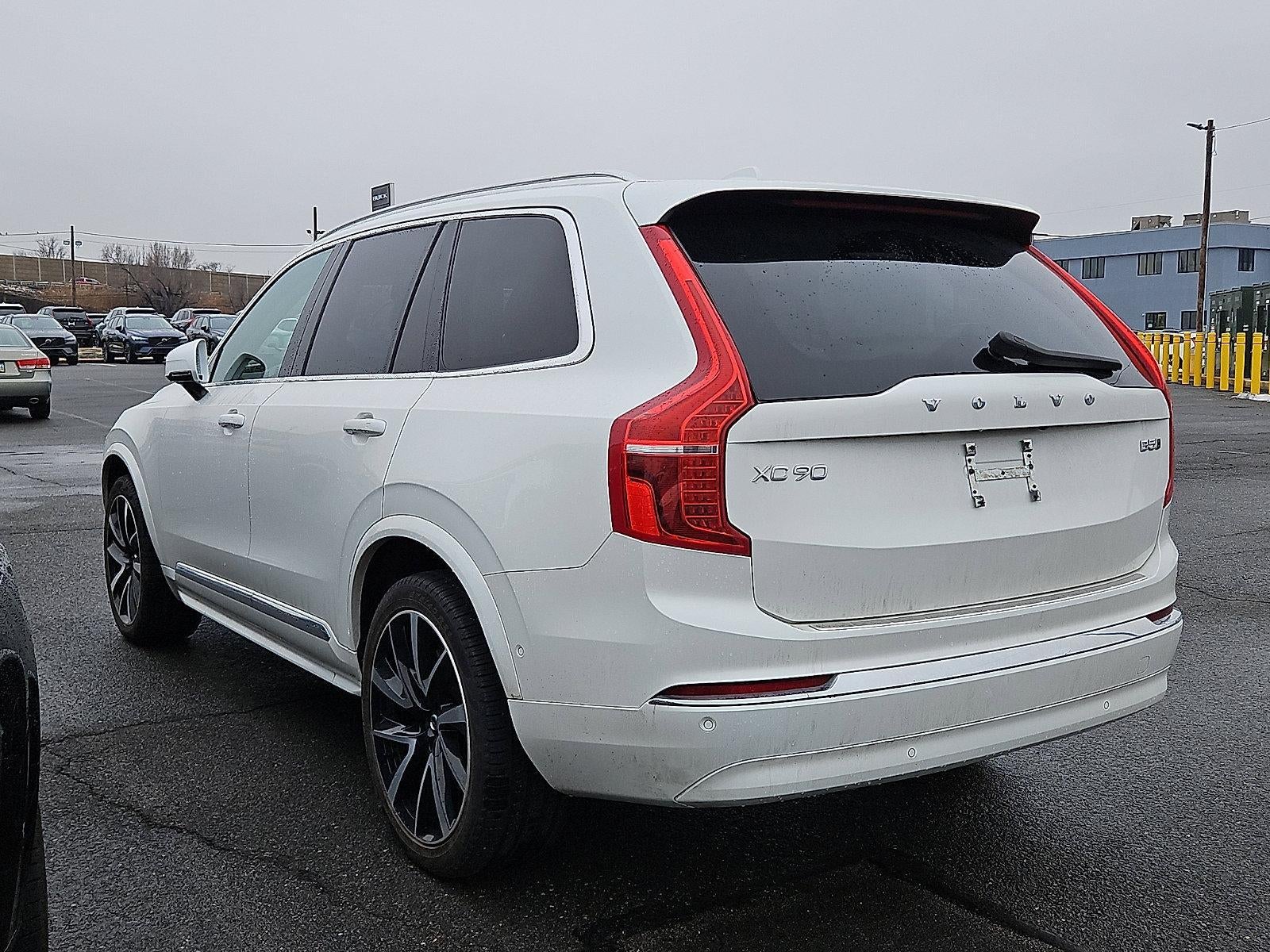 2023 Volvo XC90 B5 AWD Plus 7P
