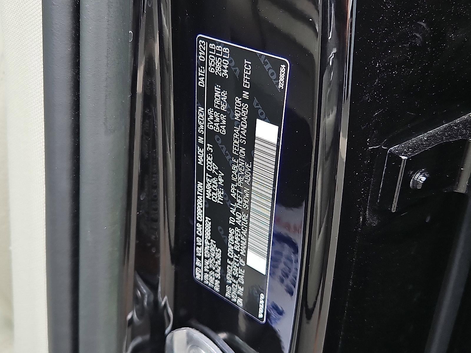 2023 Volvo XC90 B5 AWD Plus 7P