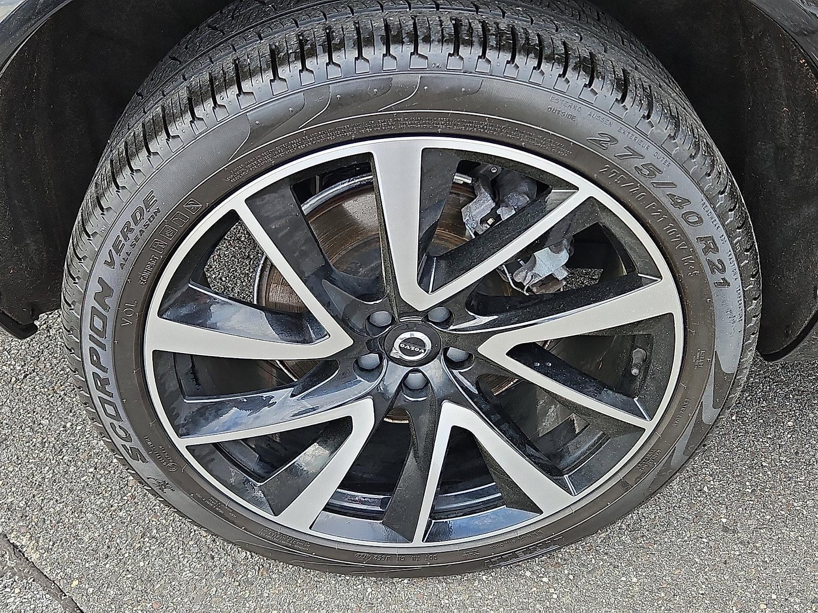 2023 Volvo XC90 B5 AWD Plus 7P