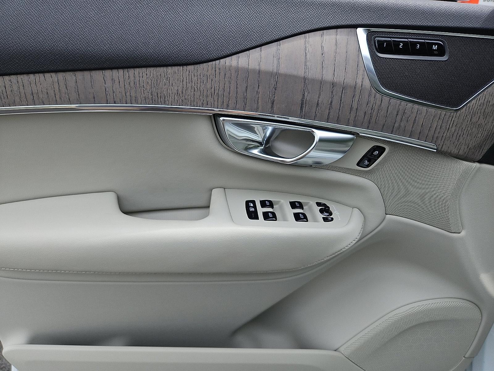 2023 Volvo XC90 B5 AWD Plus 7P
