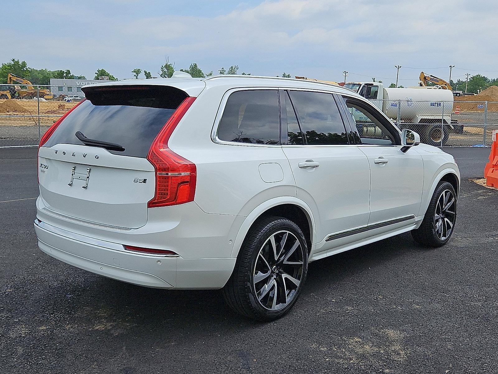 2023 Volvo XC90 B5 AWD Plus 7P