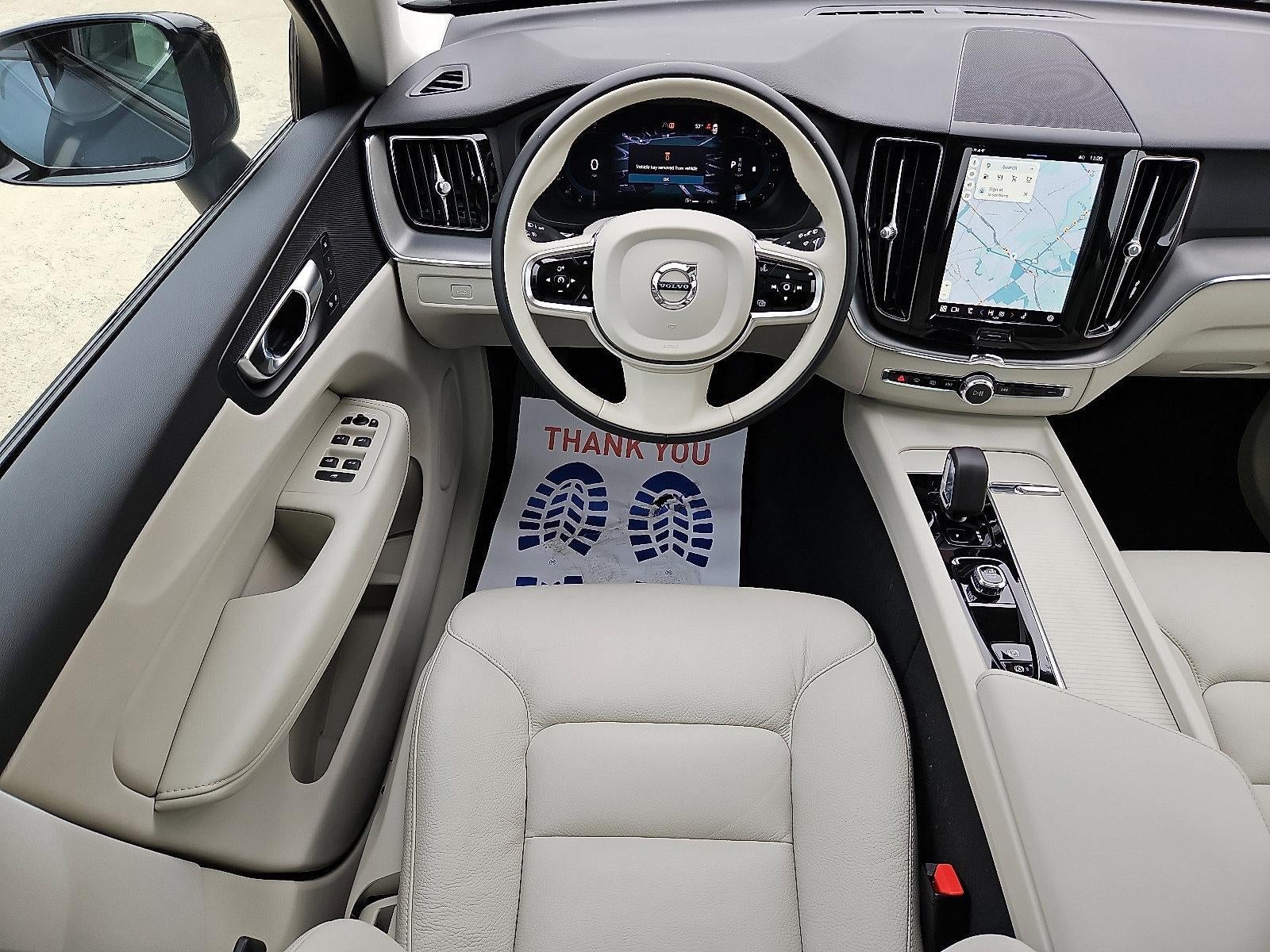 2024 Volvo XC60 B5 AWD Core Dark Theme