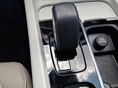 2024 Volvo XC60 B5 AWD Core Dark Theme