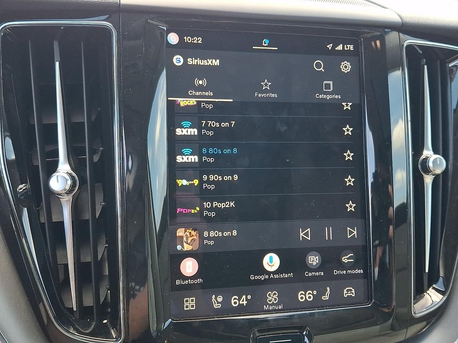 2024 Volvo XC60 B5 AWD Core Dark Theme