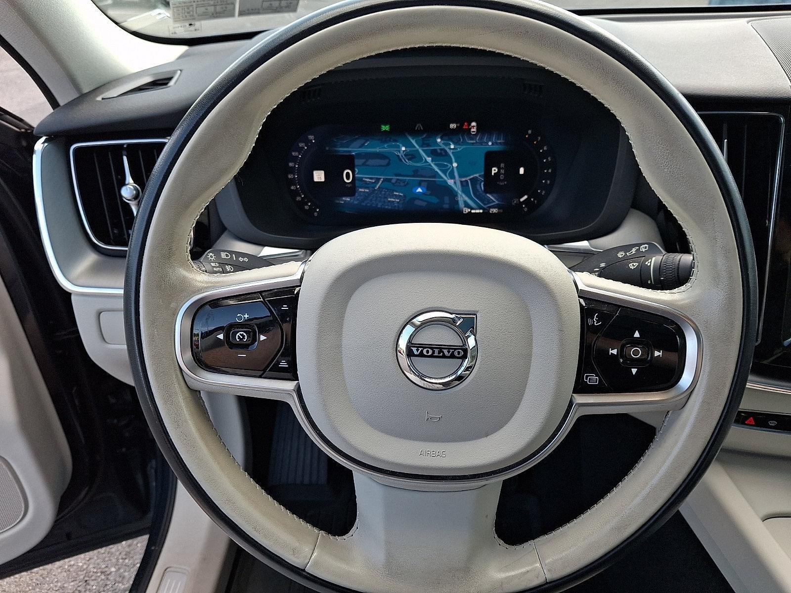 2024 Volvo XC60 B5 AWD Core Dark Theme