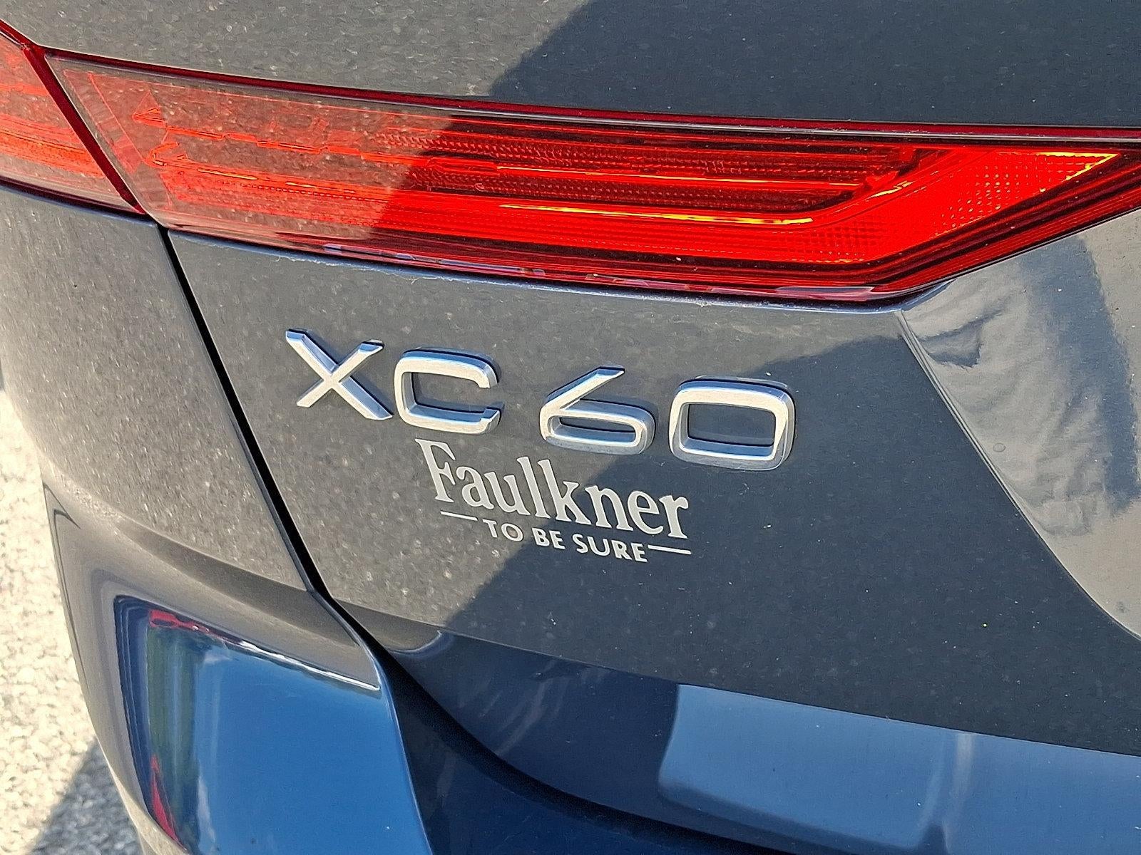 2024 Volvo XC60 B5 AWD Core Dark Theme