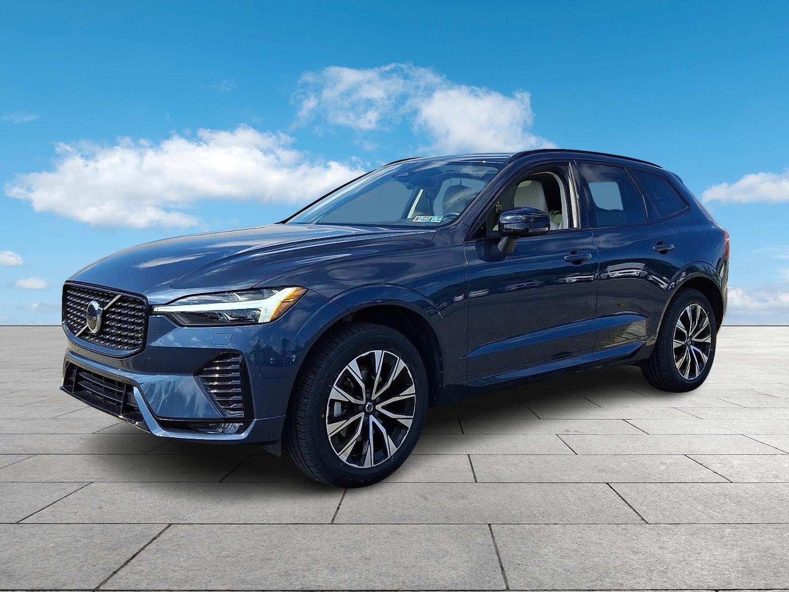 2024 Volvo XC60 B5 AWD Core Dark Theme