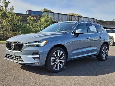 2022 Volvo XC60 B5 AWD Momentum