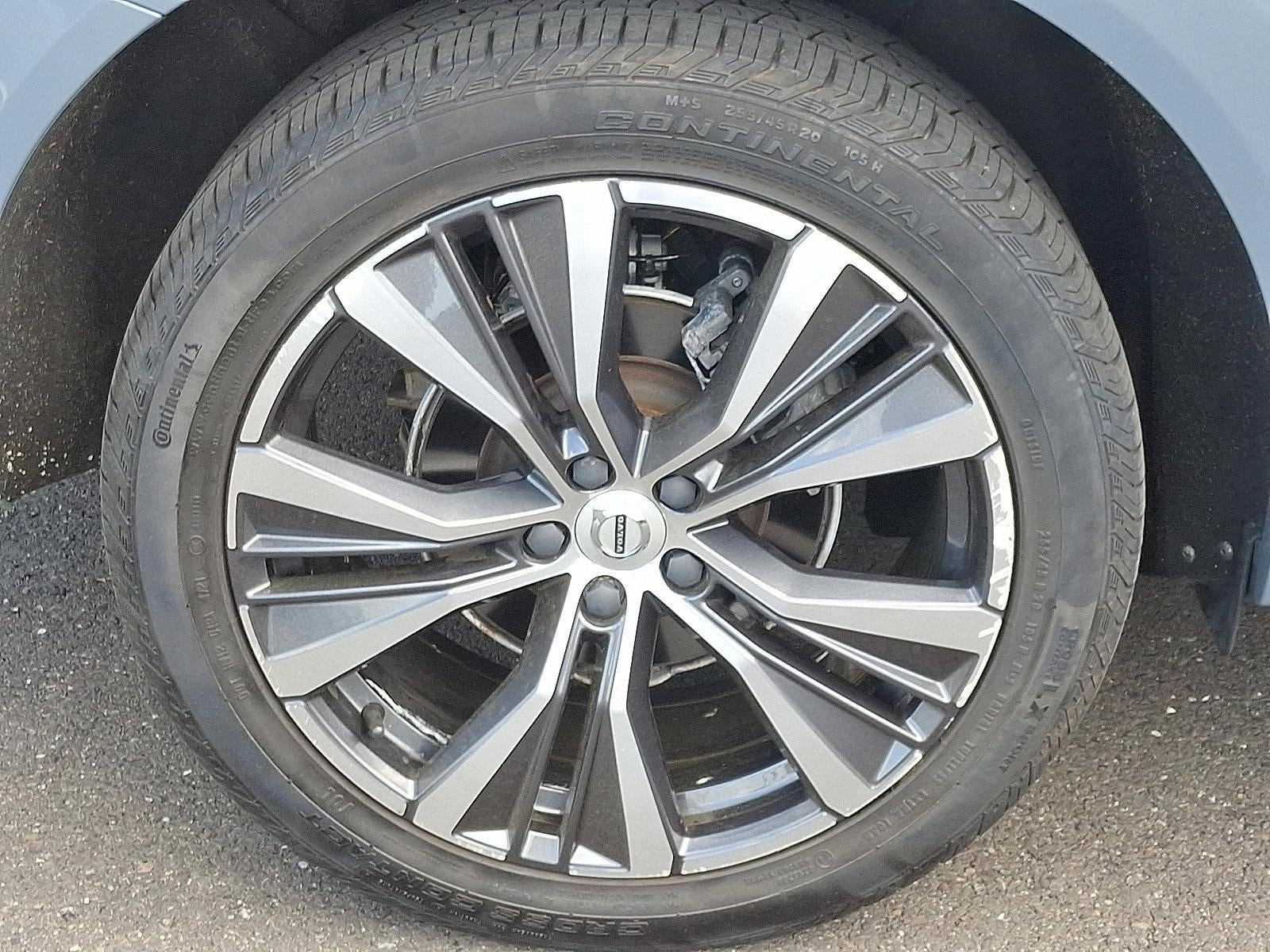 2022 Volvo XC60 B5 AWD Momentum