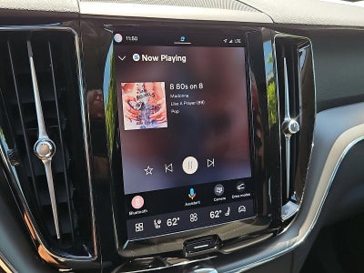 2024 Volvo XC60 B5 AWD Core Dark Theme