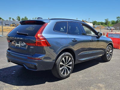 2024 Volvo XC60 B5 AWD Core Dark Theme