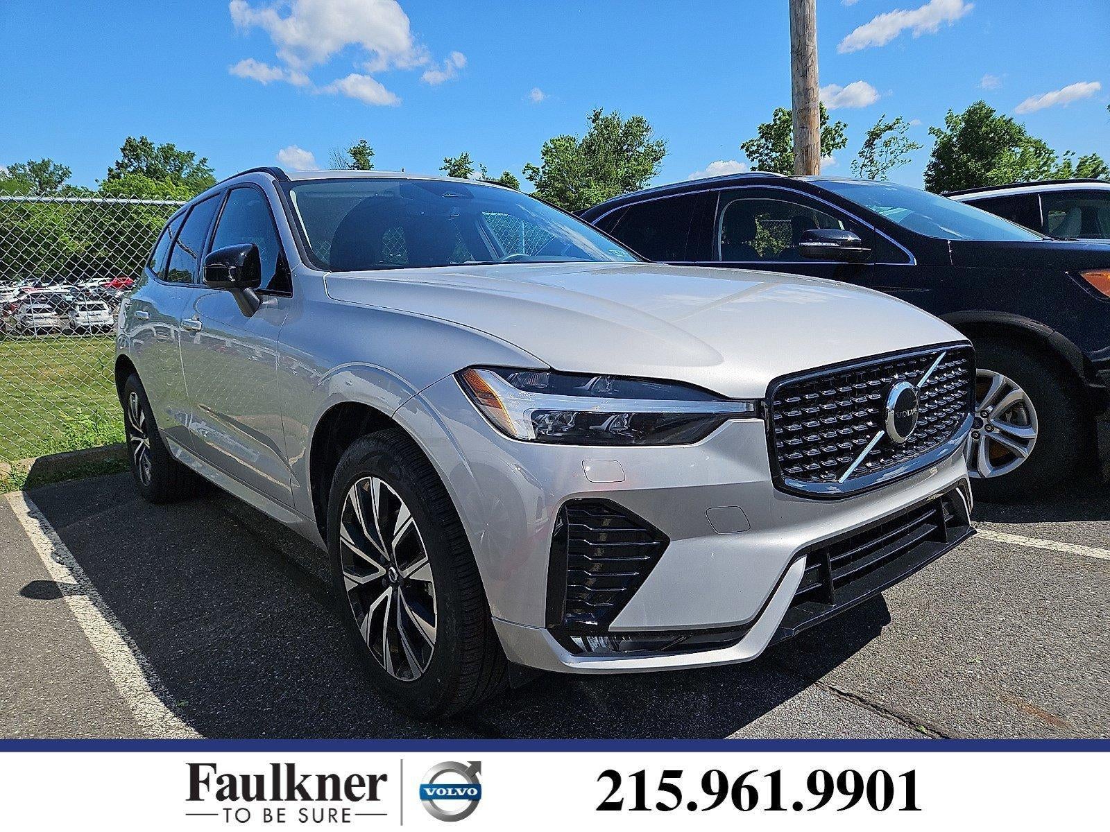 2024 Volvo XC60 B5 AWD Core Dark Theme