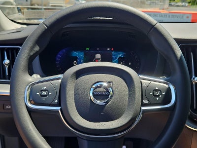 2024 Volvo XC60 B5 AWD Core Dark Theme