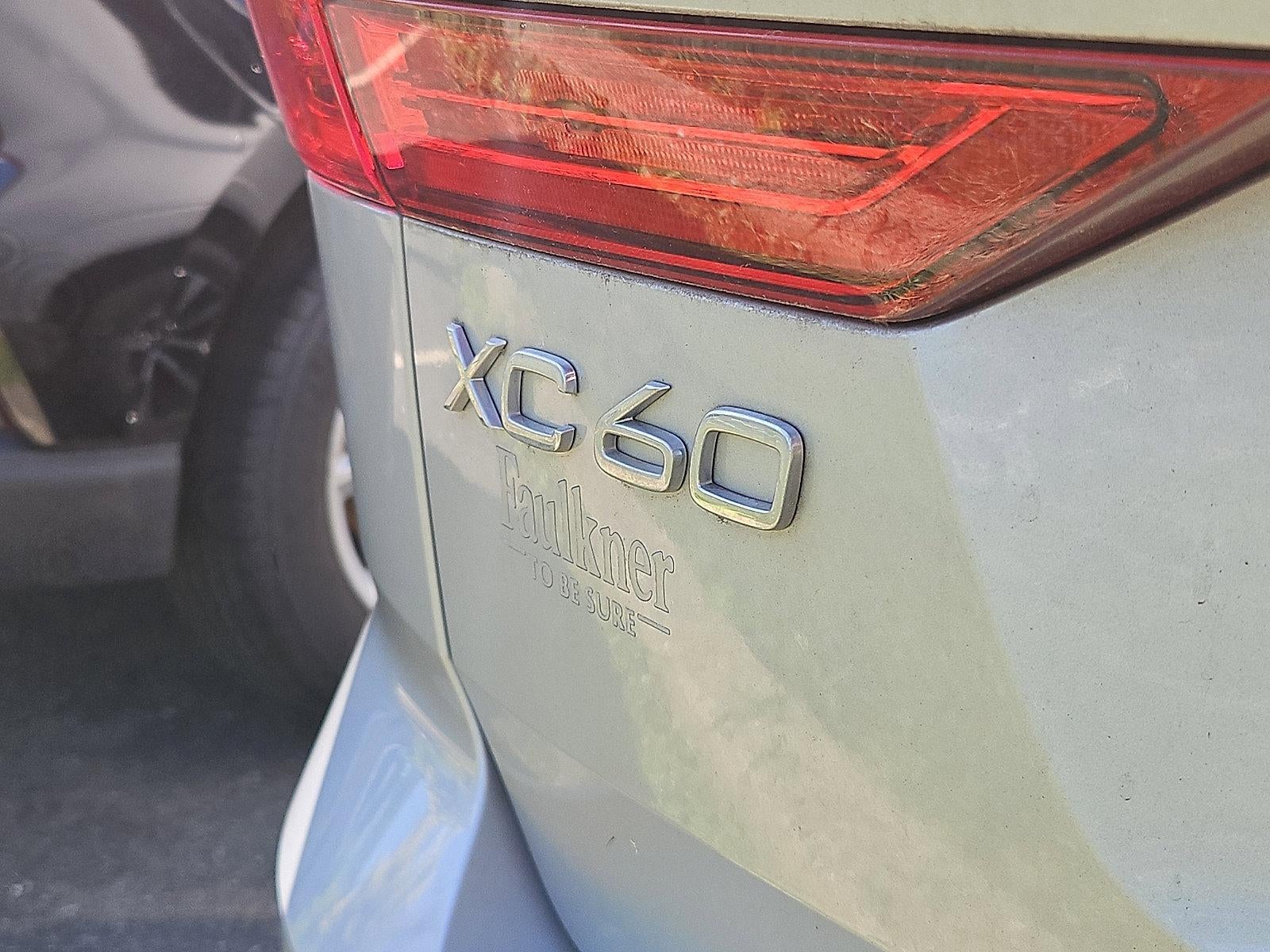 2024 Volvo XC60 B5 AWD Core Dark Theme