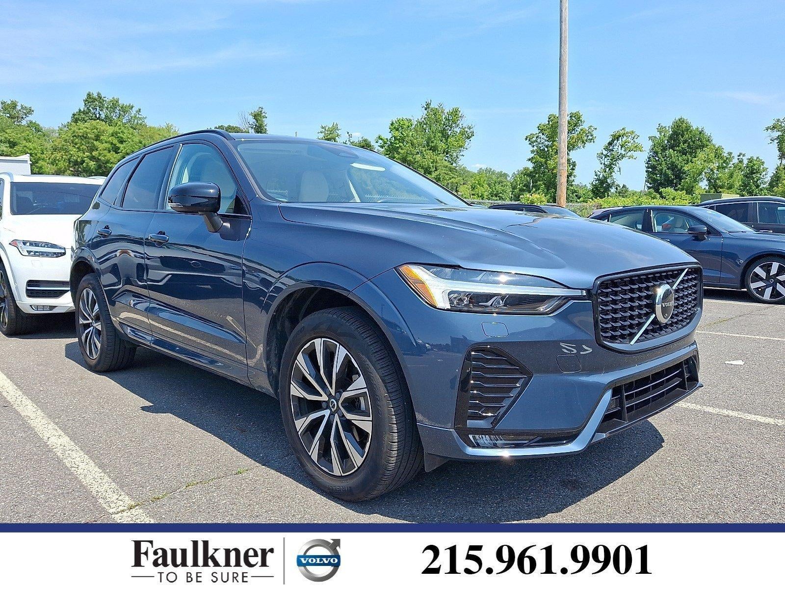 2024 Volvo XC60 B5 AWD Core Dark Theme