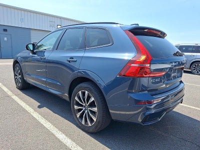 2024 Volvo XC60 B5 AWD Core Dark Theme