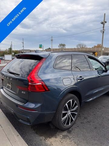 2024 Volvo XC60 B5 AWD Plus Dark Theme