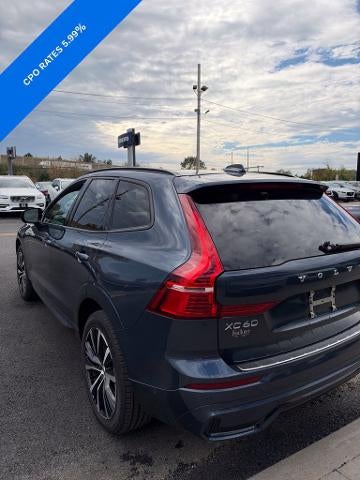 2024 Volvo XC60 B5 AWD Plus Dark Theme