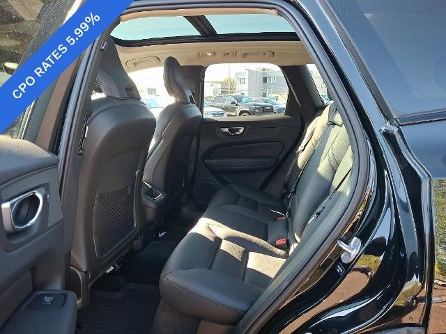 2024 Volvo XC60 B5 AWD Plus Dark Theme