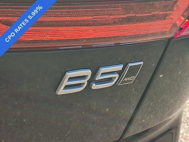 2024 Volvo XC60 B5 AWD Plus Dark Theme