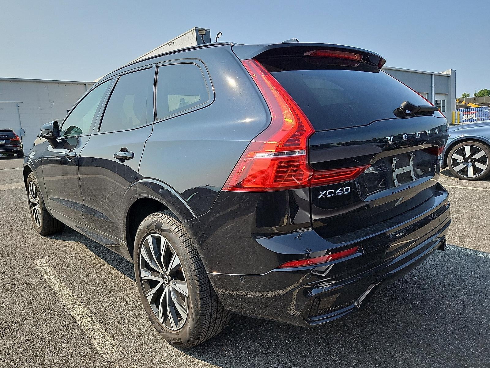 2024 Volvo XC60 B5 AWD Plus Dark Theme