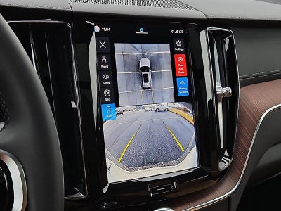 2024 Volvo XC60 B5 AWD Ultimate Dark Theme