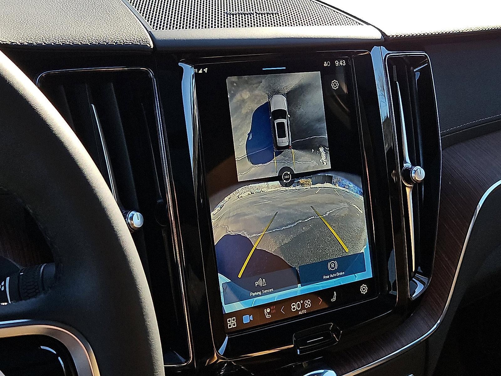 2024 Volvo XC60 B5 AWD Ultimate Dark Theme