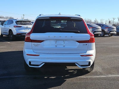 2024 Volvo XC60 B5 AWD Ultimate Dark Theme