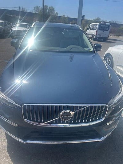 2023 Volvo XC60 B5 AWD Plus Bright Theme