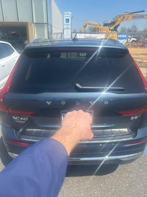 2023 Volvo XC60 B5 AWD Plus Bright Theme