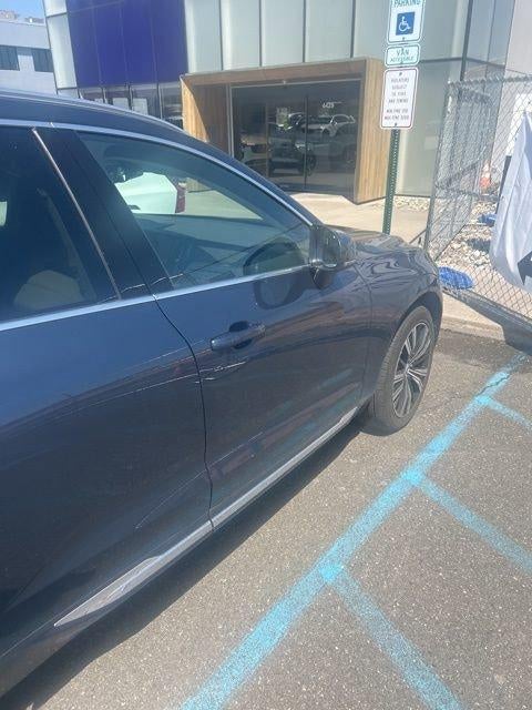 2023 Volvo XC60 B5 AWD Plus Bright Theme