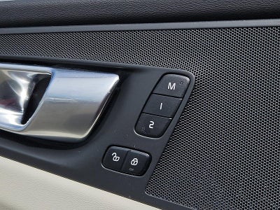 2023 Volvo XC60 B5 AWD Core