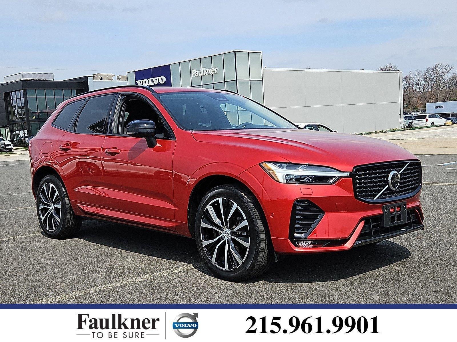 2023 Volvo XC60 B5 AWD Plus Dark Theme