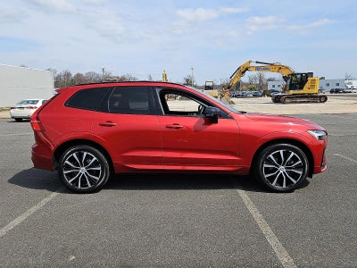 2023 Volvo XC60 B5 AWD Plus Dark Theme
