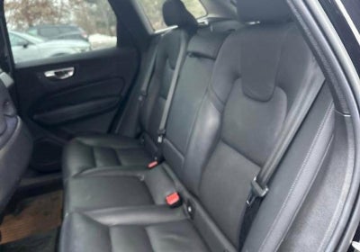 2023 Volvo XC60 B5 AWD Plus Dark Theme