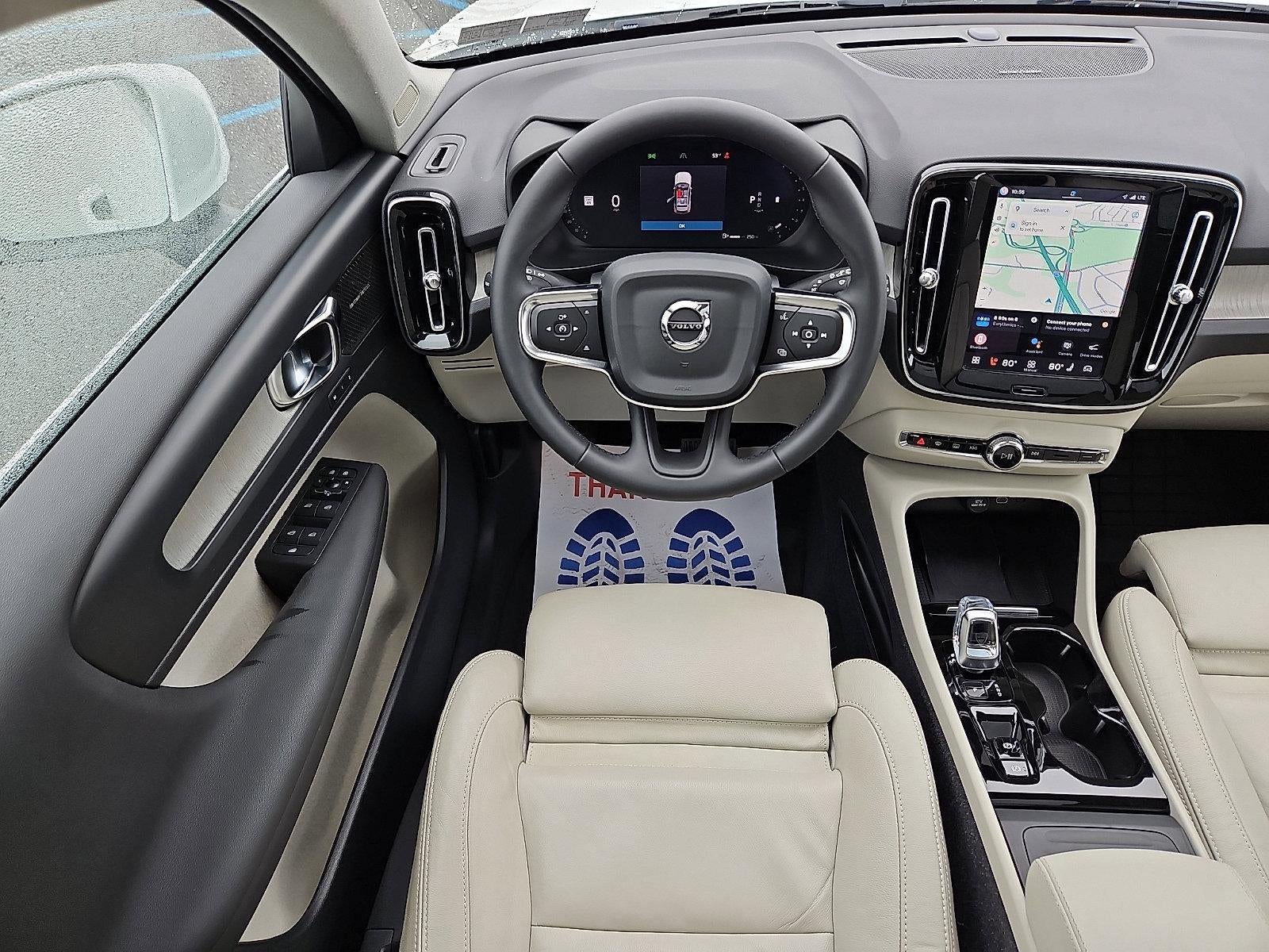 2023 Volvo XC40 B5 AWD Ultimate Bright Theme