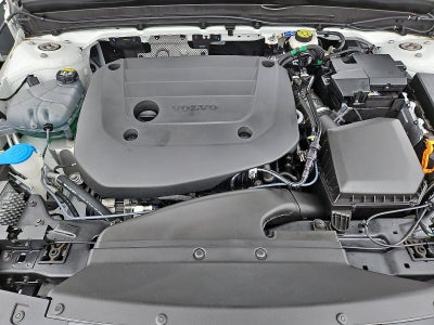 2023 Volvo XC40 B5 AWD Ultimate Bright Theme