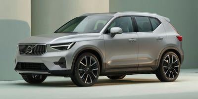 2023 Volvo XC40 B5 AWD Ultimate Bright Theme