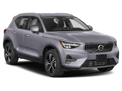 2023 Volvo XC40 B5 AWD Ultimate Bright Theme