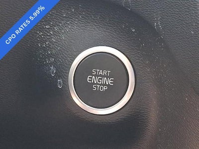 2024 Volvo XC40 B5 AWD Plus Bright Theme