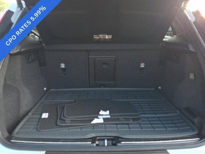 2024 Volvo XC40 B5 AWD Plus Bright Theme
