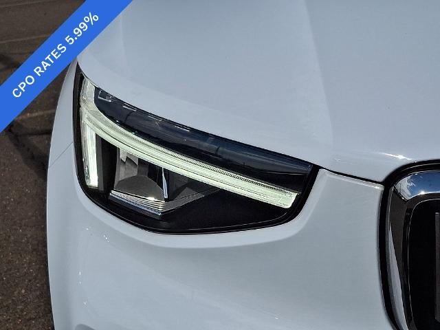 2024 Volvo XC40 B5 AWD Plus Bright Theme