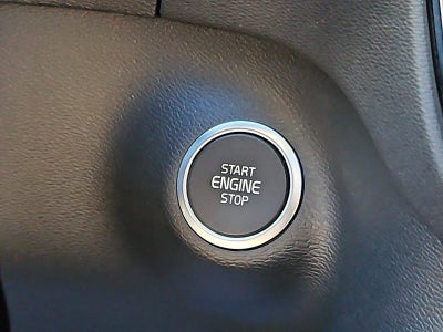 2023 Volvo XC40 B5 AWD Plus Bright Theme