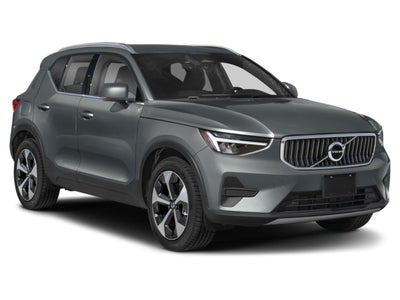 2024 Volvo XC40 B5 AWD Ultimate Bright Theme
