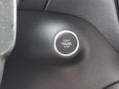 2024 Volvo XC40 B5 AWD Core Bright Theme
